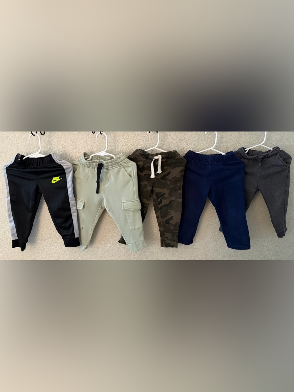 Boys 2T Bundle Sweats, Joggers, Activewear Pants. Nike, Old Navy Camo,Cat & Jack